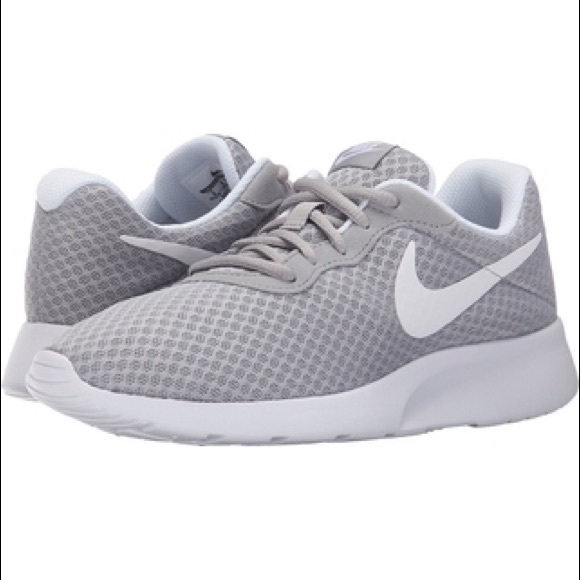 Nike Shoes - Nike Gray Grey White Tanjun Running Shoes Sz 6